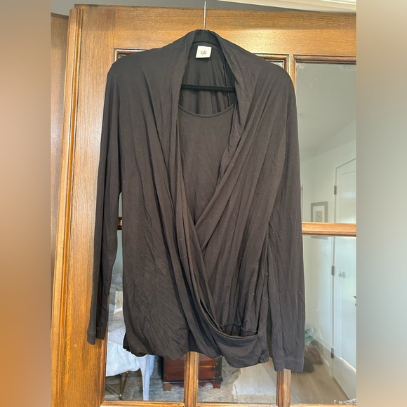 CAbi Style 3325 Fickle Cross Faux Wrap Top Black Blouse Woman Size Small - Picture 2 of 8